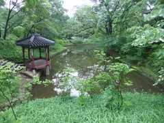 Huwon Map Pond