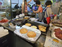 Korean pancakes in market