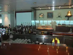 Crows Nest bar