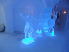 Igloo hotel ice statue