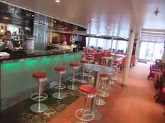 Lido bar